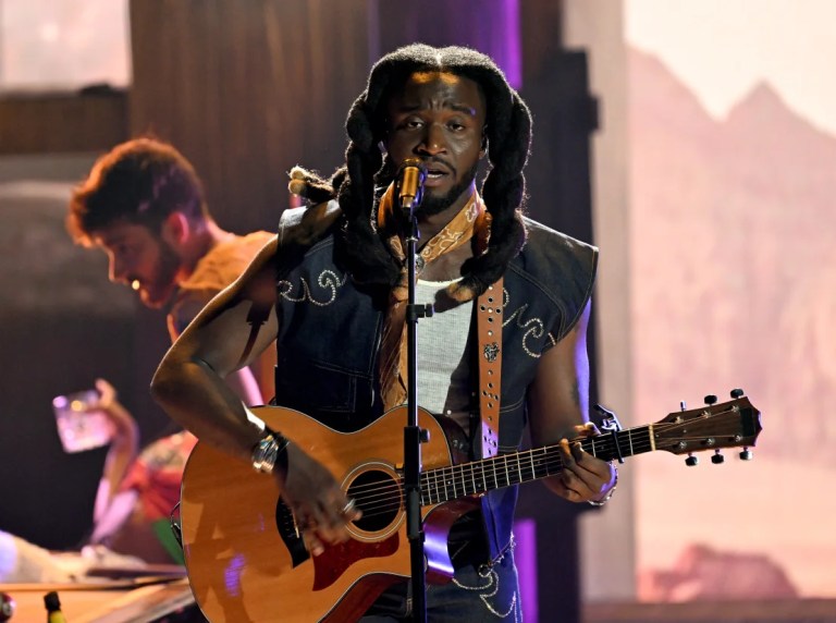 Artistas y categorías de los Premios Grammy 2025: guía para búsquedas